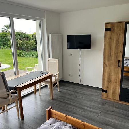 Bungalow Neuss Eksteriør billede